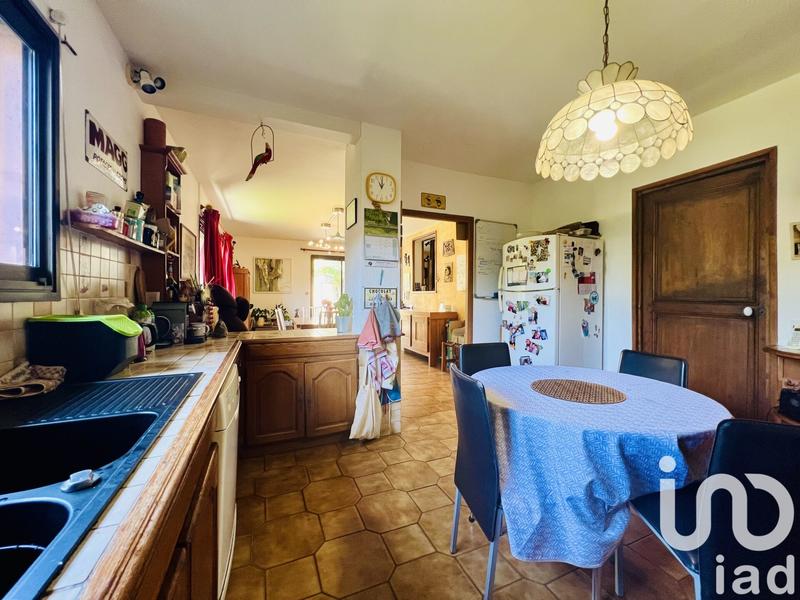 Maison - 180 m² - 7 pièces