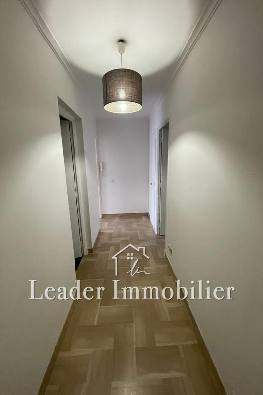 Appartement - 82 m² - 3 pièces