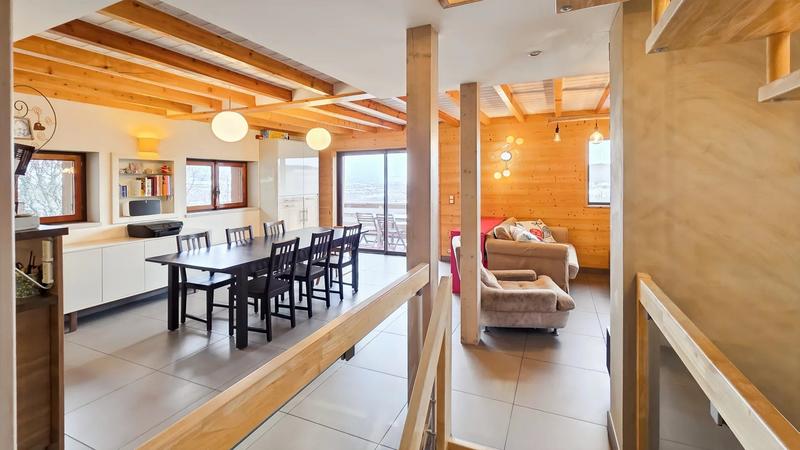 Maison - 120 m² - 5 pièces