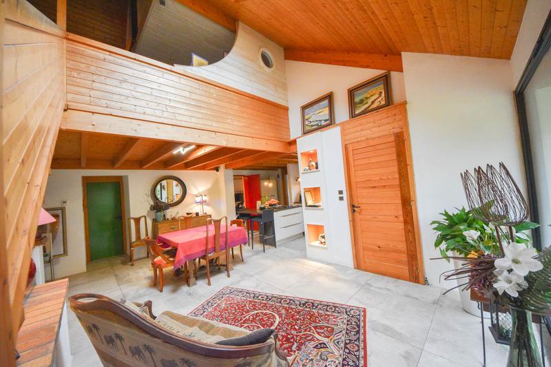 Maison d'architecte - 190 m² - 9 pièces