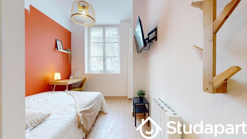 Chambre - 10 m² - 1 pièce