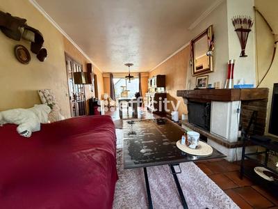 Pavillon - 132 m² - 8 pièces