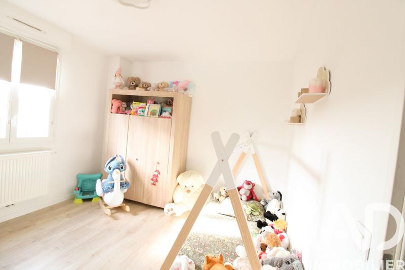 Maison - 96 m² - 5 pièces