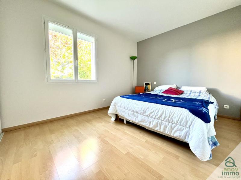 Propriété - 232 m² - 7 pièces