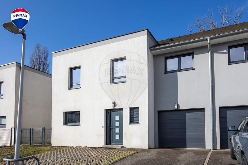 Maison - 107 m² - 5 pièces
