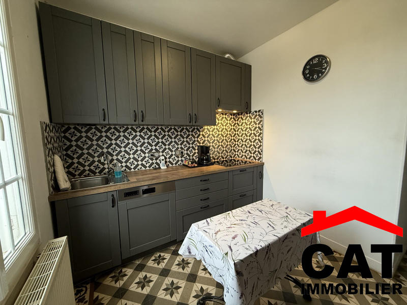 Maison traditionnelle - 105 m² - 5 pièces