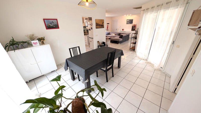 Villa - 161 m² - 6 pièces