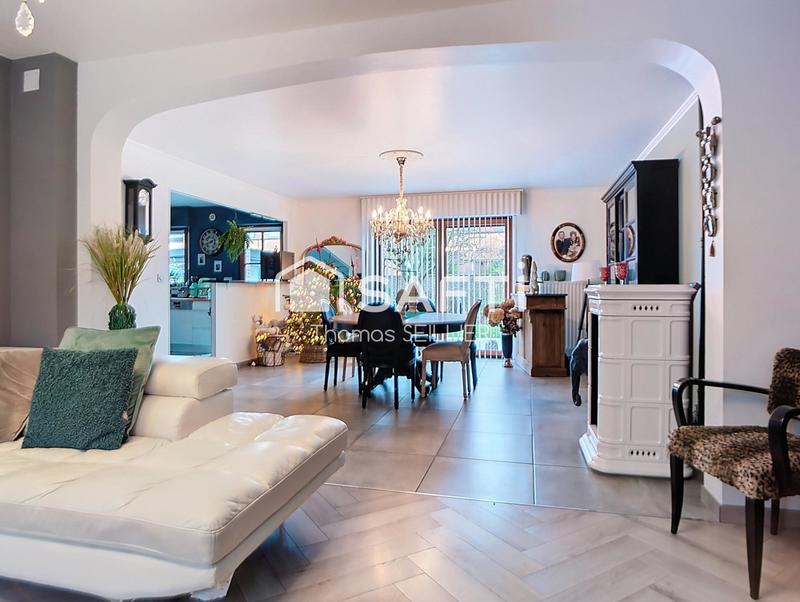 Maison - 138 m² - 5 pièces