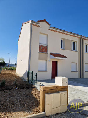 Maison - 101 m² - 5 pièces