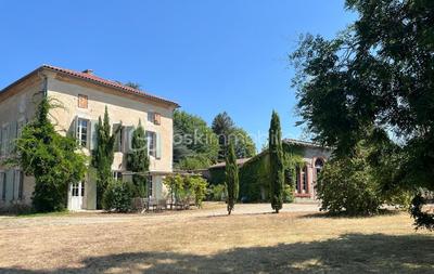Maison de maîtres - 290 m² - 8 pièces