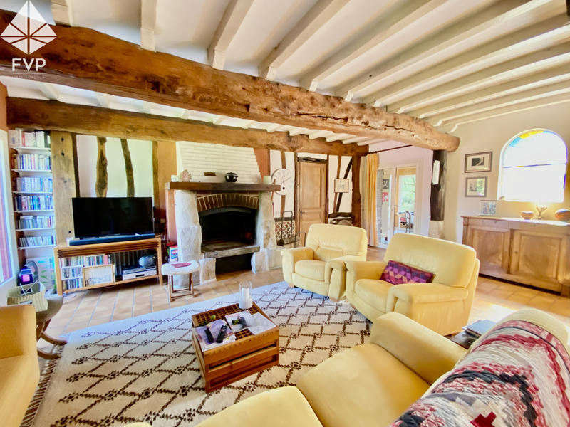 Maison - 272 m² - 10 pièces