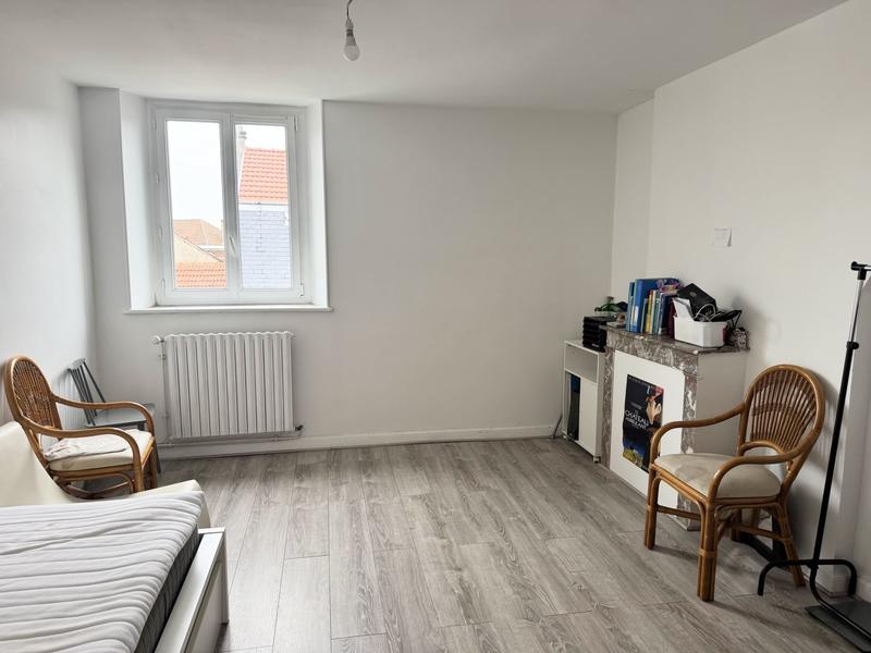 Maison - 190 m² - 8 pièces