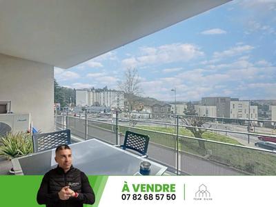 Appartement - 84 m² - 4 pièces