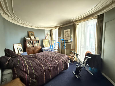 Appartement - 125 m² - 5 pièces