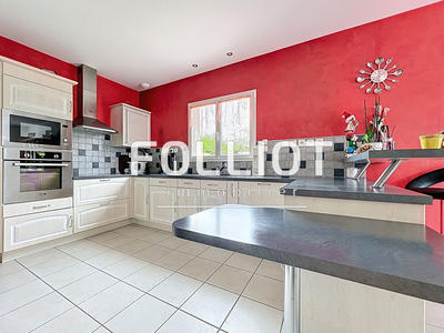 Maison - 138 m² - 7 pièces