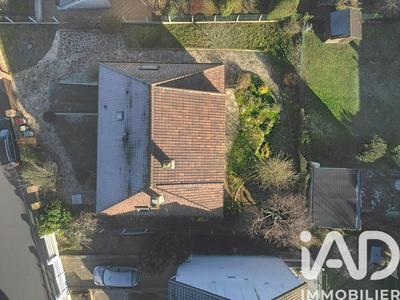 Maison - 145 m² - 8 pièces