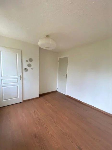 Appartement - 125 m² - 6 pièces