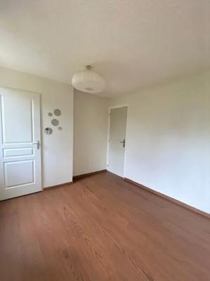 Appartement - 125 m² - 6 pièces