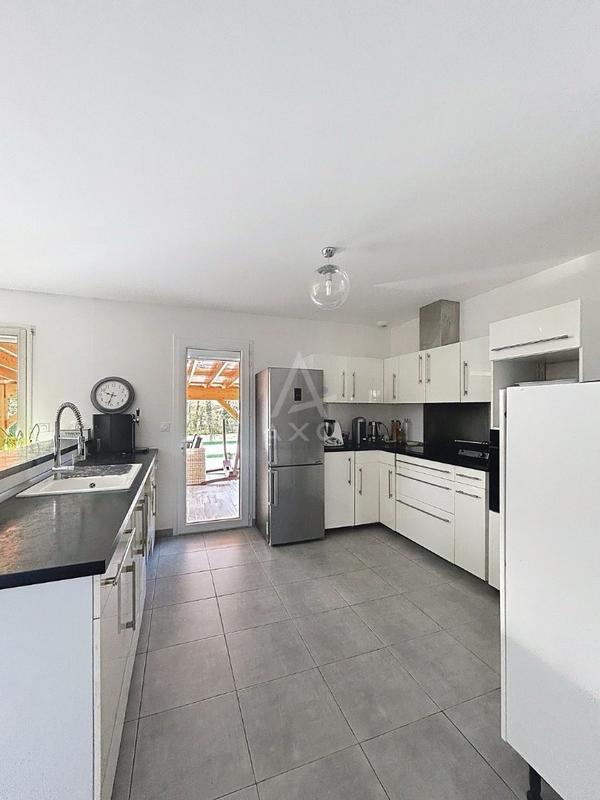 Maison - 131 m² - 6 pièces