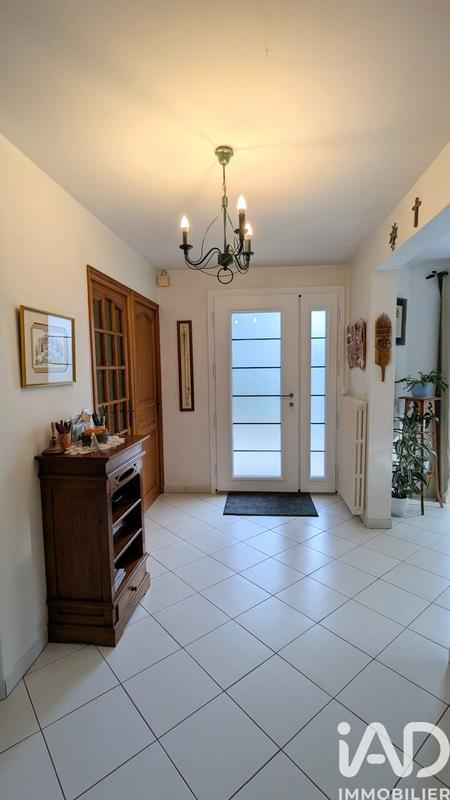 Maison - 188 m² - 8 pièces