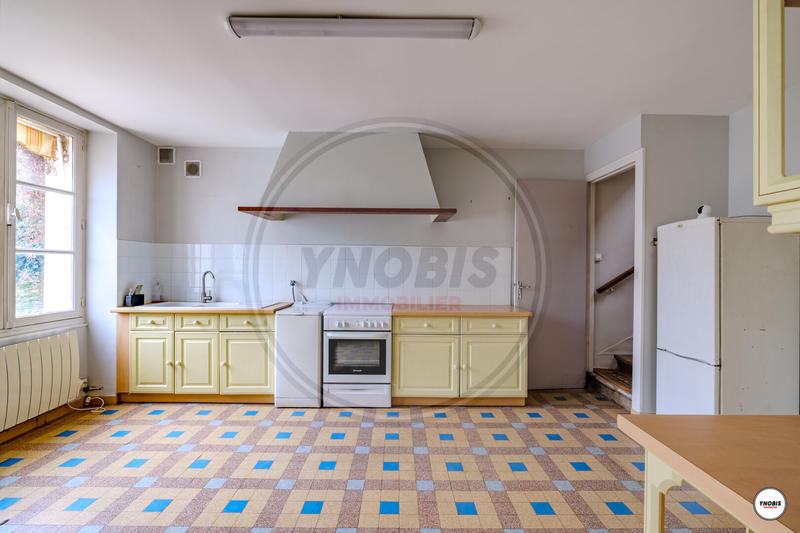 Maison - 180 m² - 6 pièces