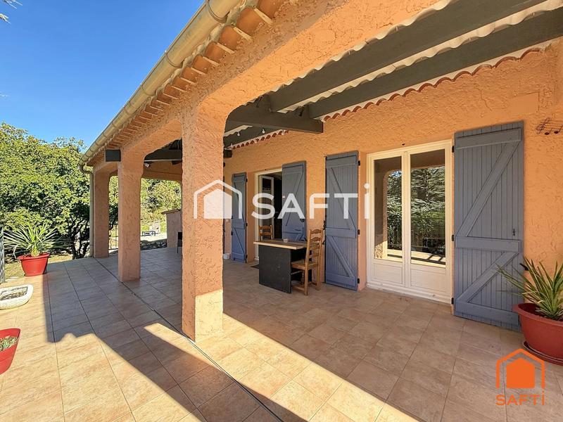 Villa - 160 m² - 8 pièces
