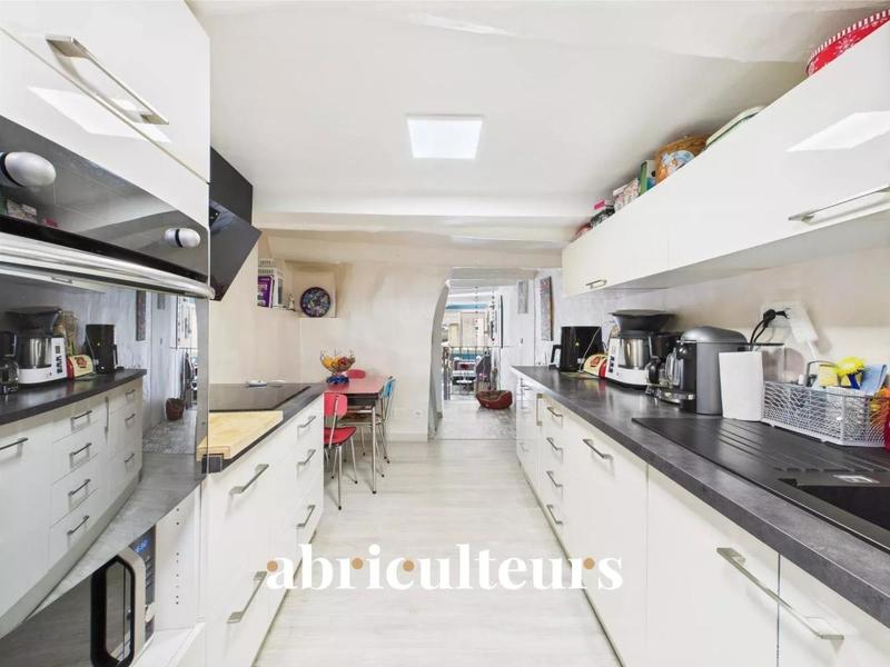 Maison de village - 94 m² - 5 pièces