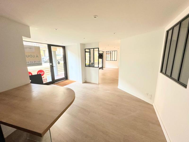 Local commercial - 75 m²