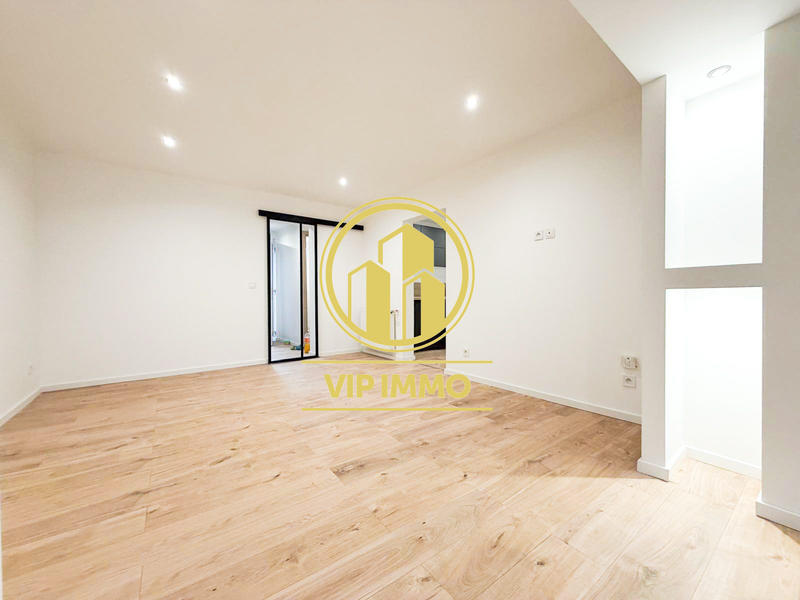 Maison - 80 m² - 5 pièces