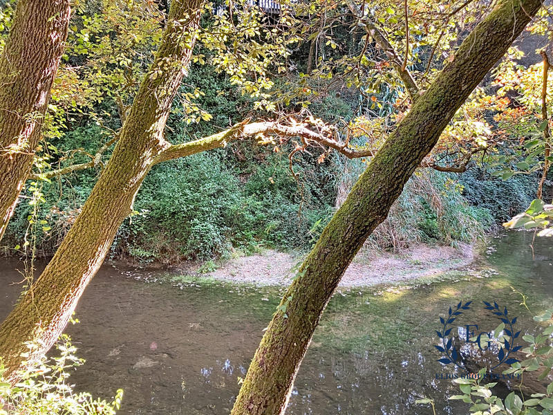 Maison traditionnelle - 179 m² - 6 pièces