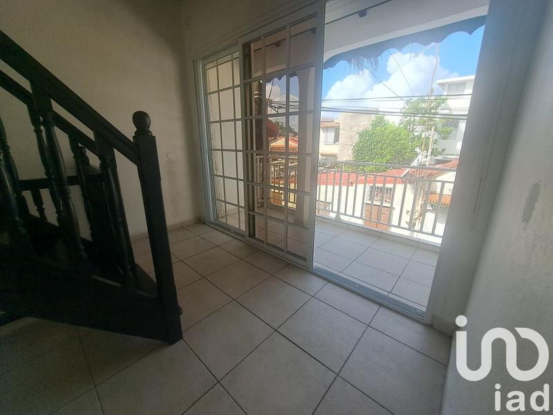 Maison - 66 m² - 5 pièces