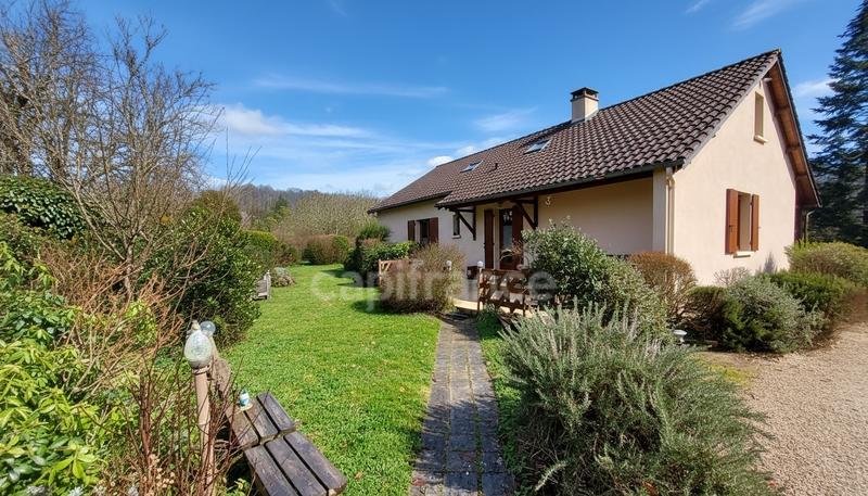 Maison - 151 m² - 6 pièces