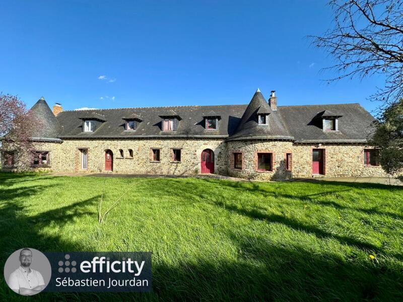 Longère - 400 m² - 12 pièces