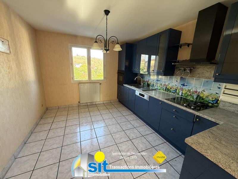 Maison - 136 m² - 6 pièces