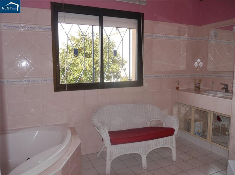 Maison - 169 m² - 6 pièces