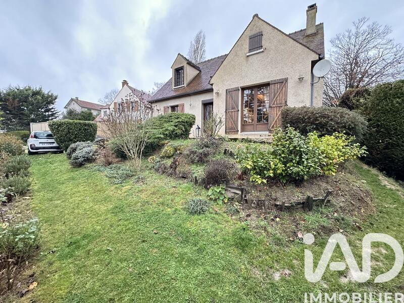 Maison - 112 m² - 6 pièces