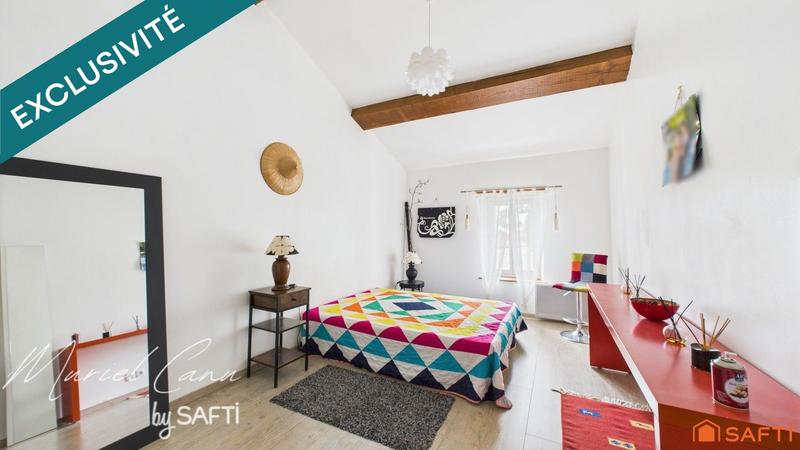 Villa - 284 m² - 9 pièces