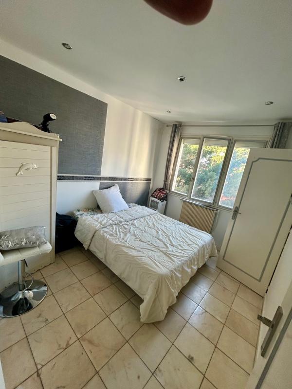 Villa - 180 m² - 6 pièces