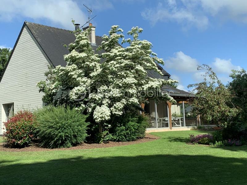 Maison traditionnelle - 206 m² - 7 pièces