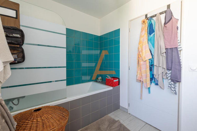 Maison - 165 m² - 5 pièces