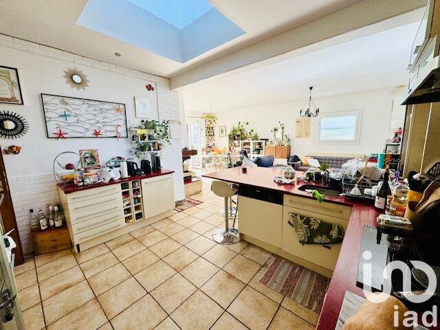 Maison - 85 m² - 5 pièces