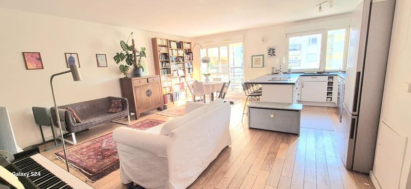 Appartement - 107 m² - 6 pièces