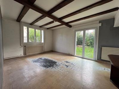 Maison - 99 m² - 4 pièces