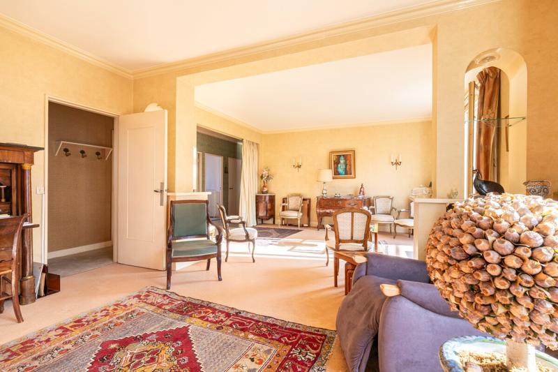 Appartement - 133 m² - 7 pièces