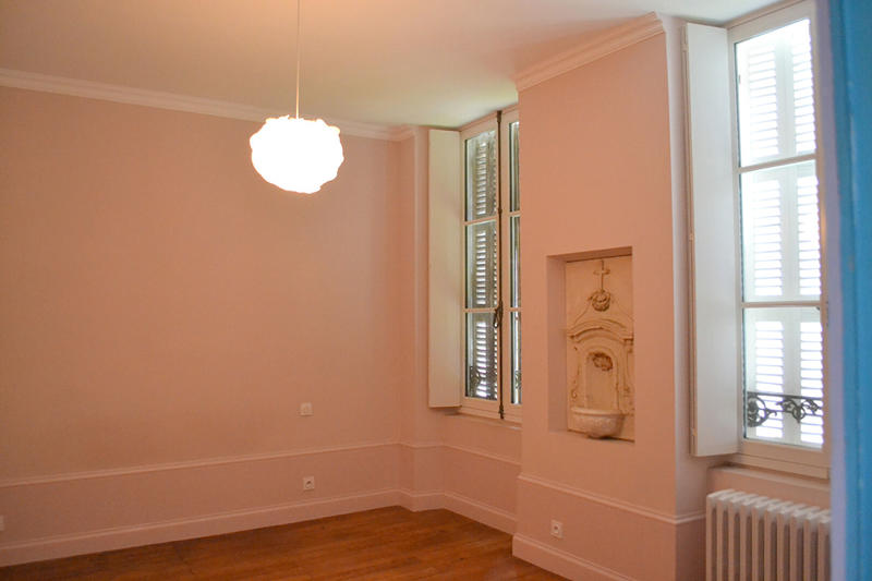 Maison - 240 m² - 9 pièces