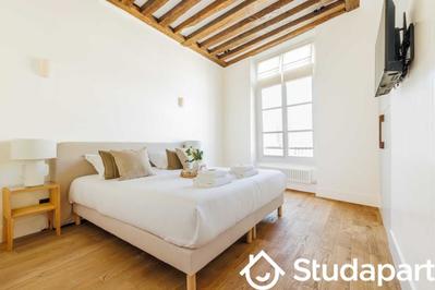 Appartement - 90 m² - 4 pièces