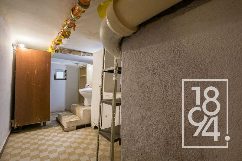 Maison - 181 m² - 6 pièces