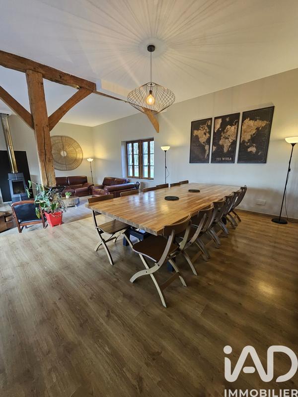 Maison - 251 m² - 7 pièces