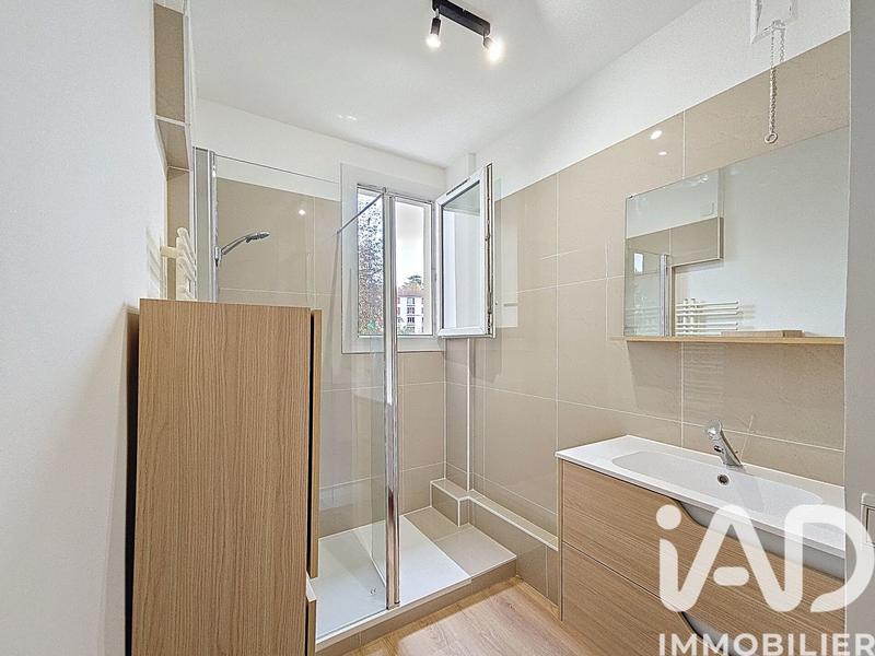 Appartement - 79 m² - 5 pièces