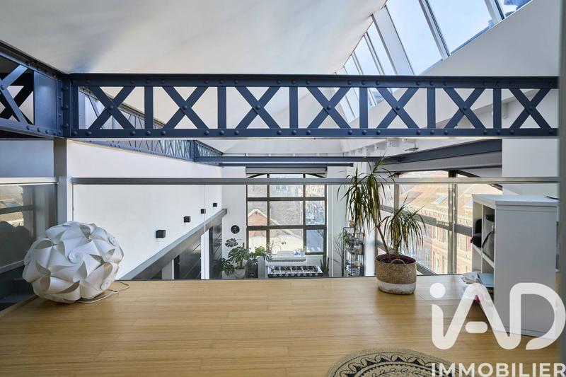 Loft - 210 m² - 5 pièces